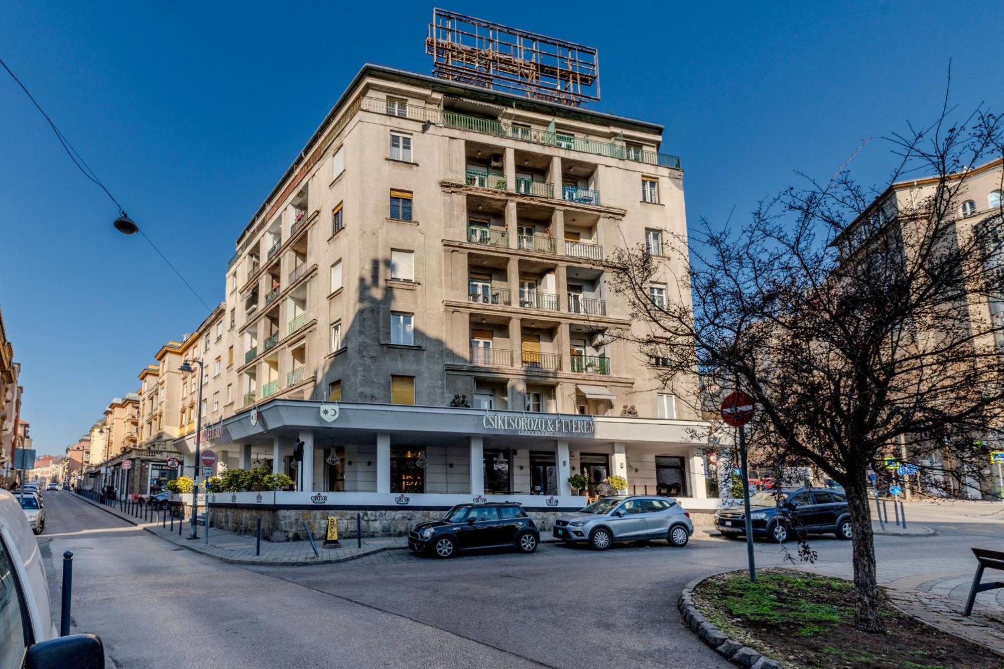 Apartment Cozy Buda Budapest